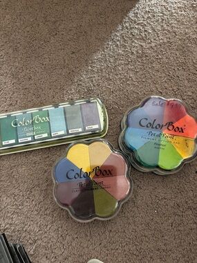 Meme Multicolor Ink Pad Assortment with Blue and Orange Accents